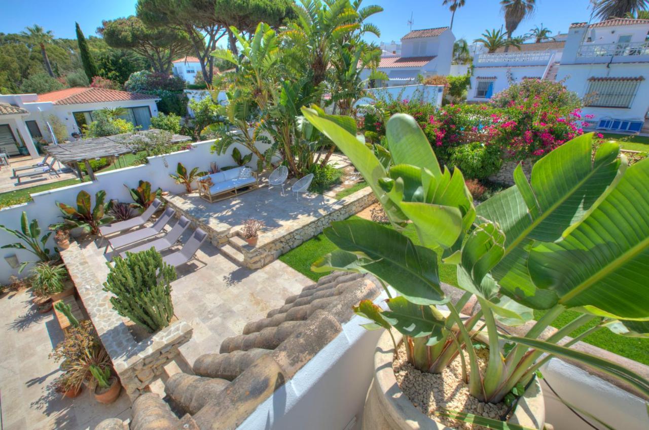 Villa Mas Tranquila - A Stylish Villa With Pool 150 M From The Beach コニル・デ・ラ・フロンテラ エクステリア 写真