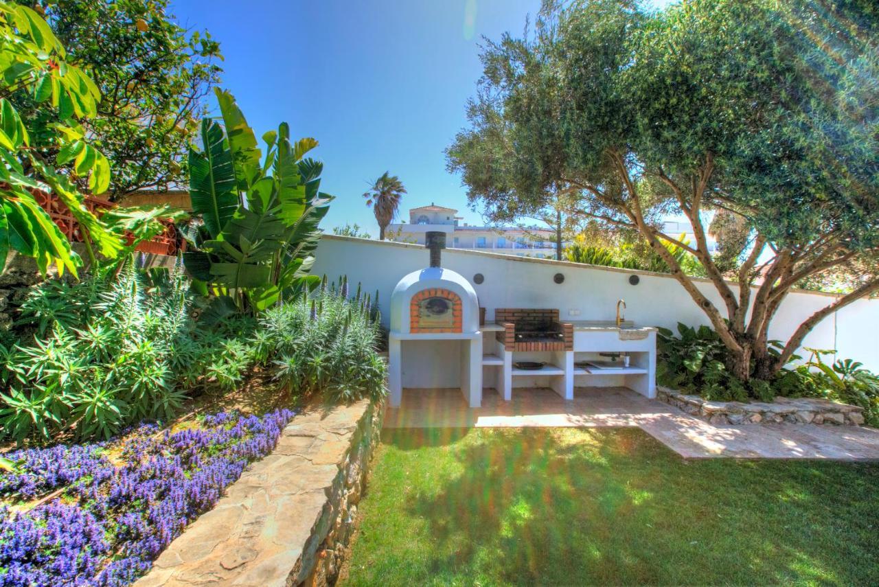 Villa Mas Tranquila - A Stylish Villa With Pool 150 M From The Beach コニル・デ・ラ・フロンテラ エクステリア 写真